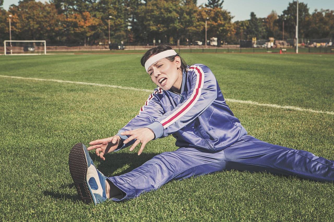 Jakie zabiegi rehabilitacyjne na rwę kulszową pomogą złagodzić ból?